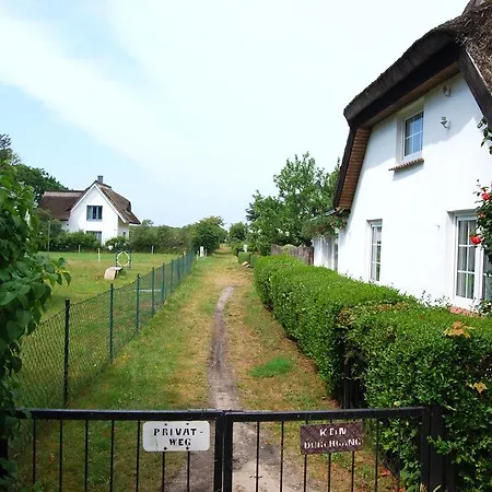 Apartment Ferienwohnung Hiddensee In *